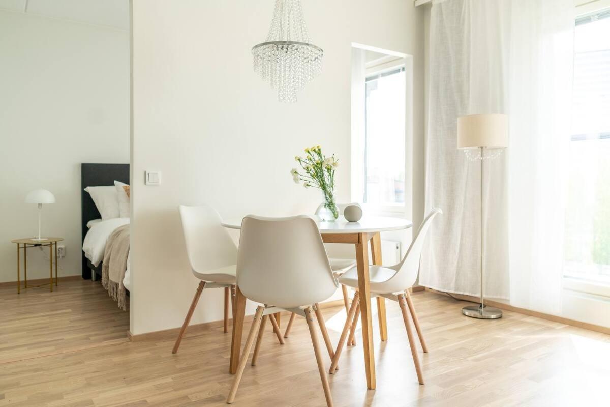 Cozy Apartment Right Next To Metro Station Espoo Luaran gambar